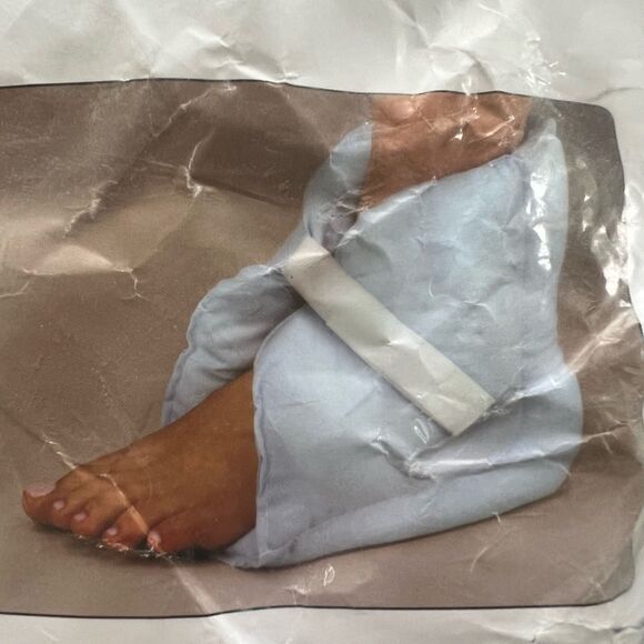 Duro-Med Industries Comfort Heel Pillows 1 pair - Picture 1 of 6